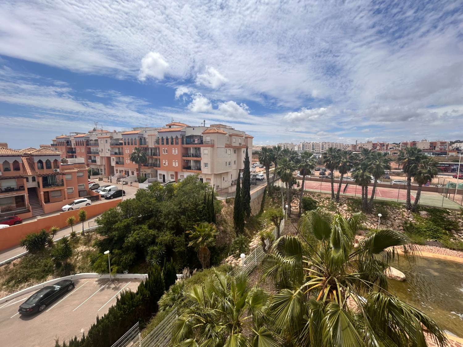 Beautiful topfloor apartment in popular Laguna Golf