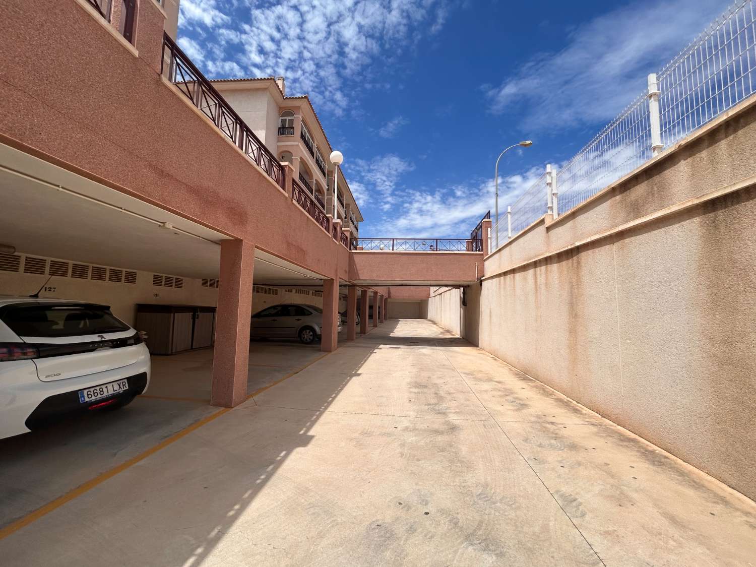 Beautiful topfloor apartment in popular Laguna Golf