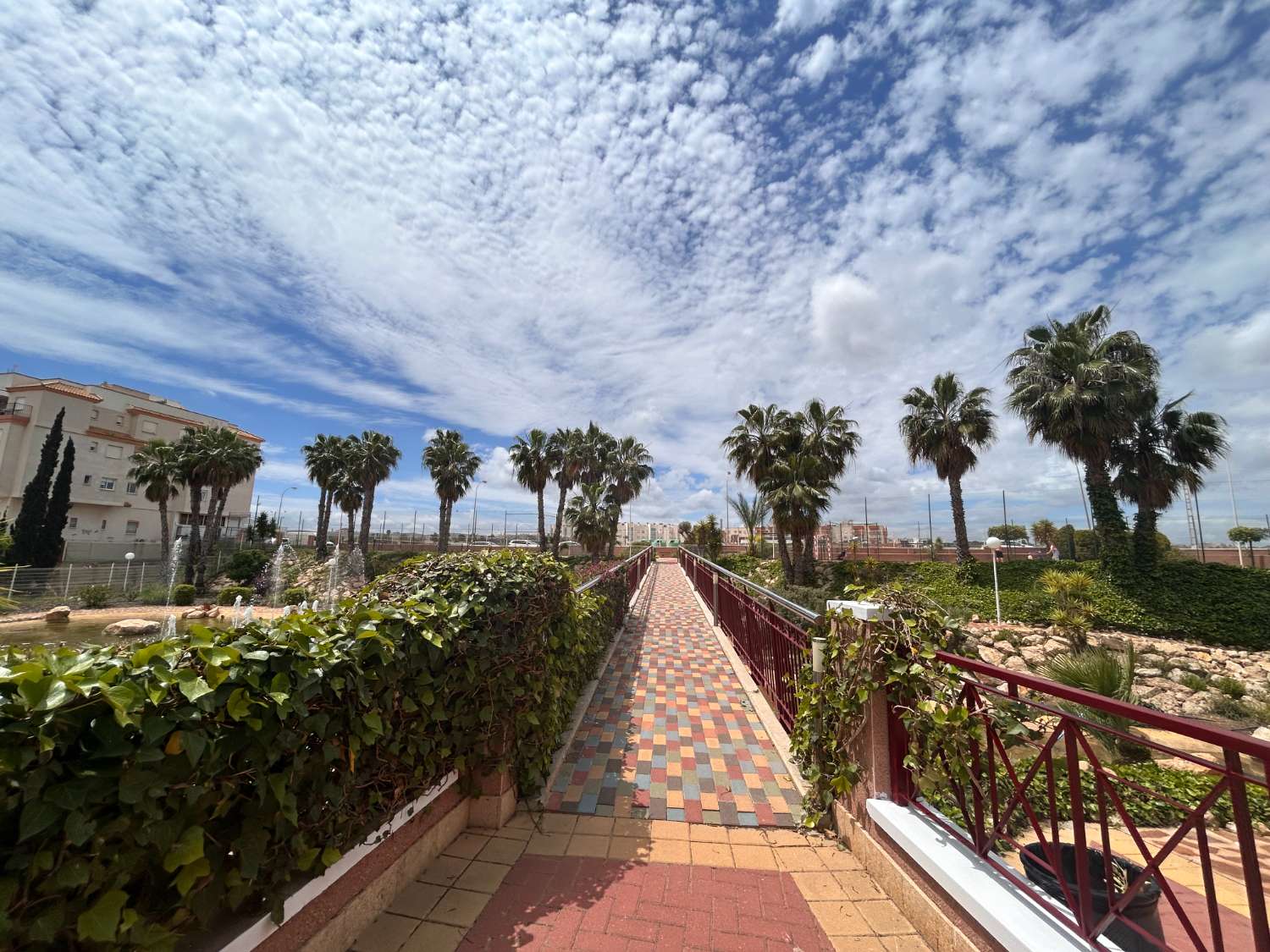 Beautiful topfloor apartment in popular Laguna Golf