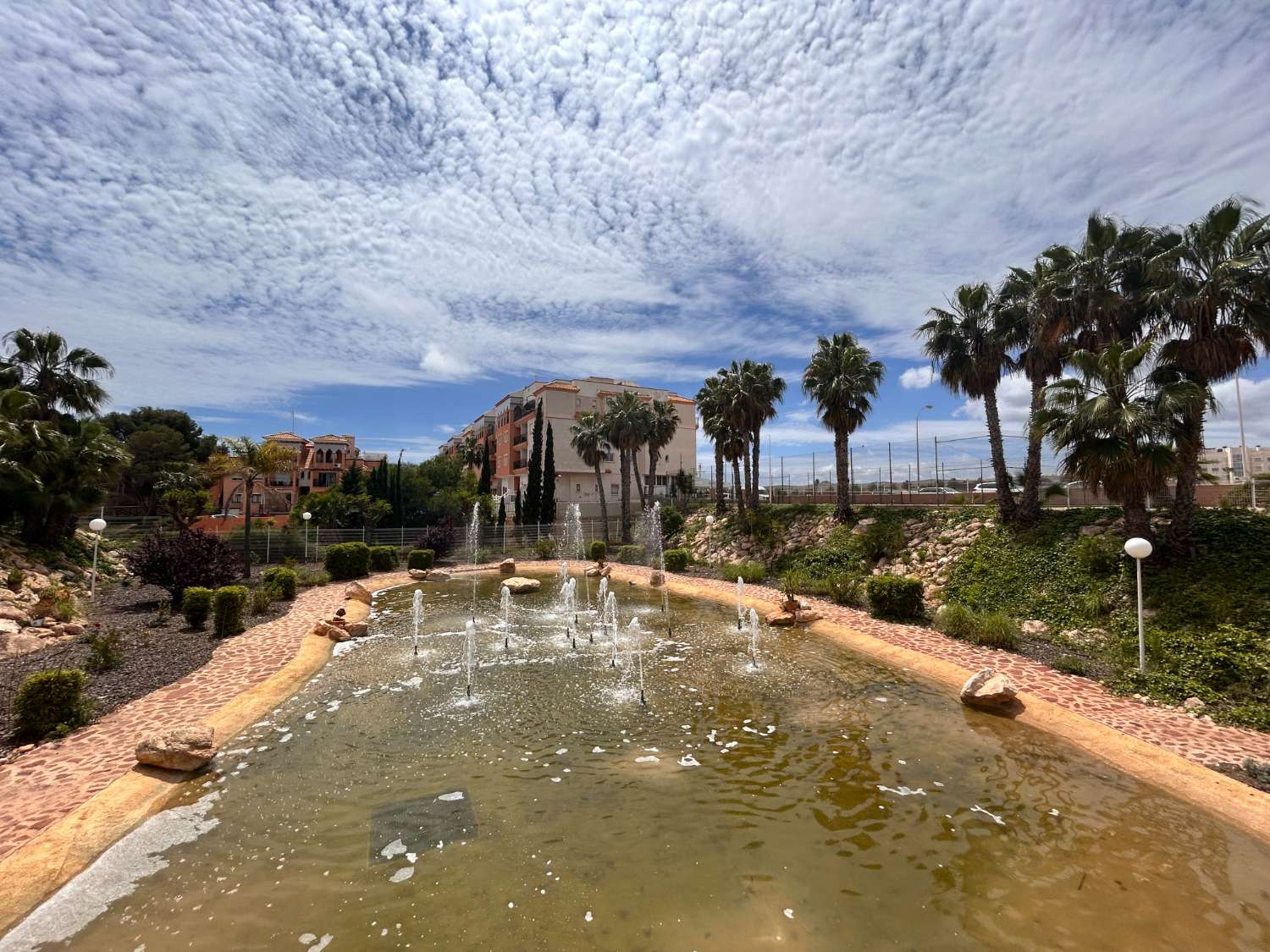 Beautiful topfloor apartment in popular Laguna Golf