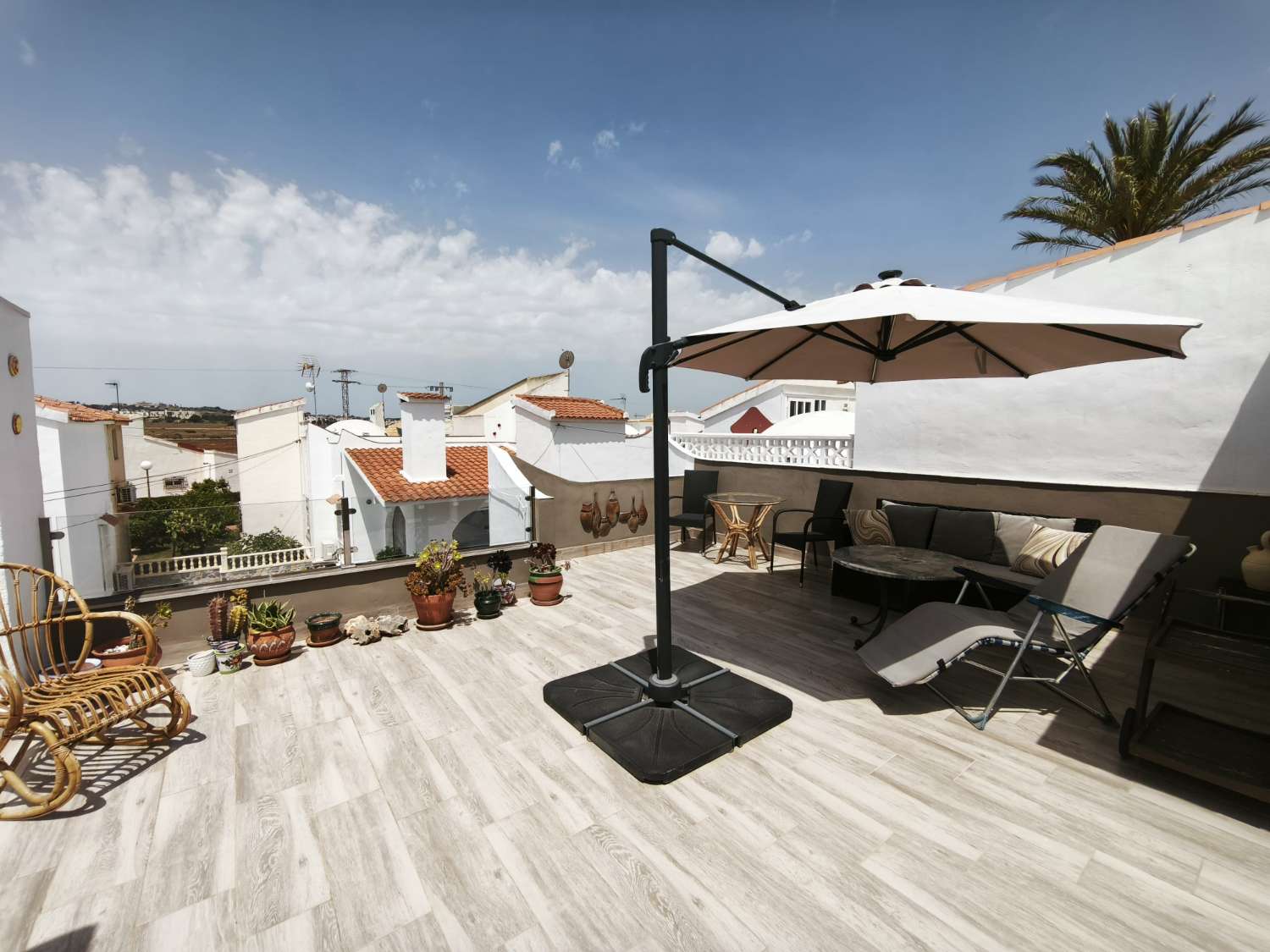 Precioso bungalow de 2 dormitorios en las Chismosas.