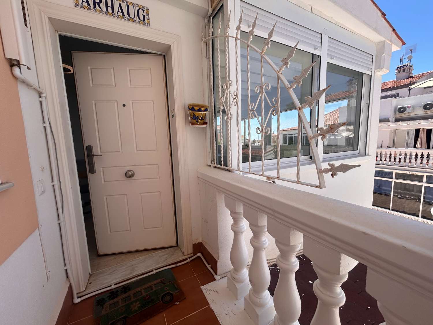 Precioso apartamento con vistas al mar en Zeniamar 3