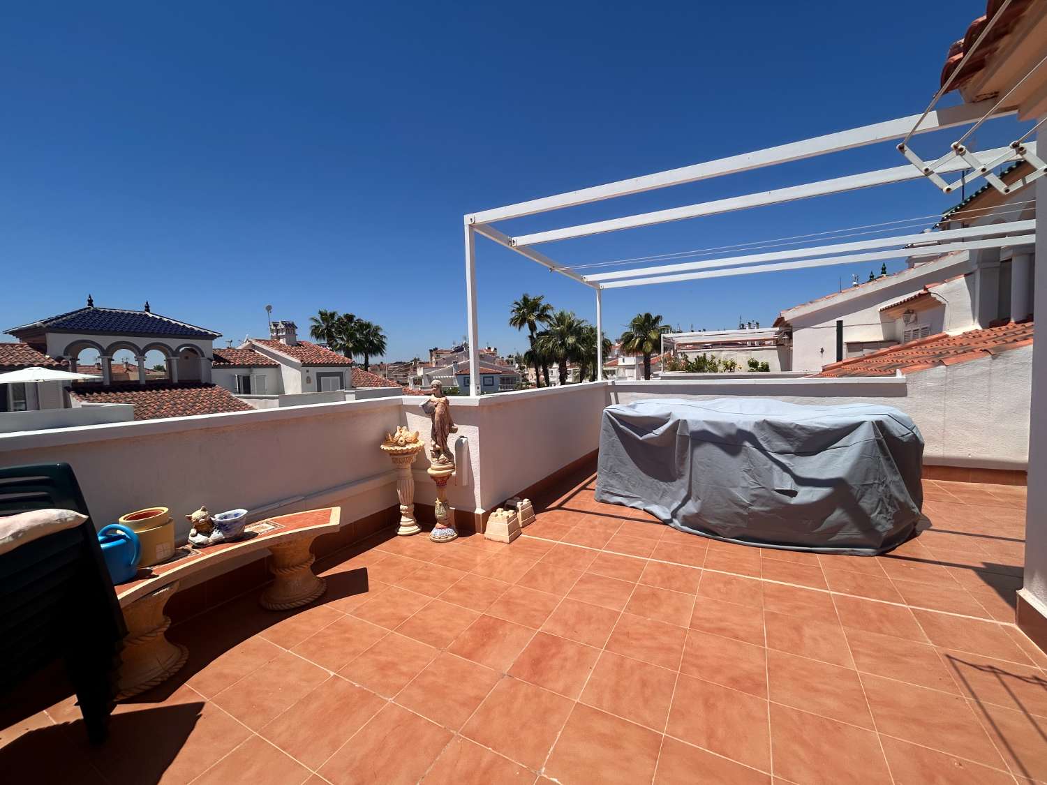 Precioso apartamento con vistas al mar en Zeniamar 3