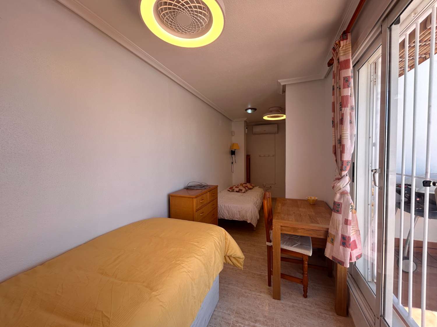 Precioso apartamento con vistas al mar en Zeniamar 3