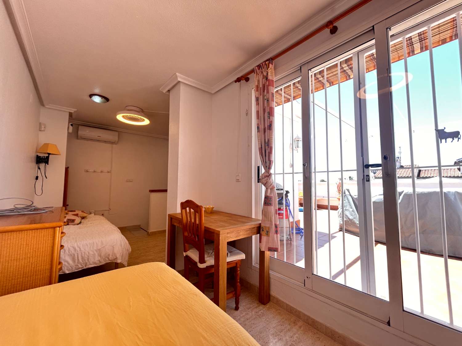 Precioso apartamento con vistas al mar en Zeniamar 3