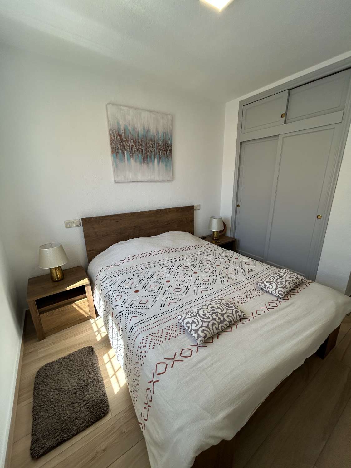 Bungalow de 3 dormitorios, 1 baño, 1 piscina comunitaria totalmente reformado en Los Altos ( Torrevieja )