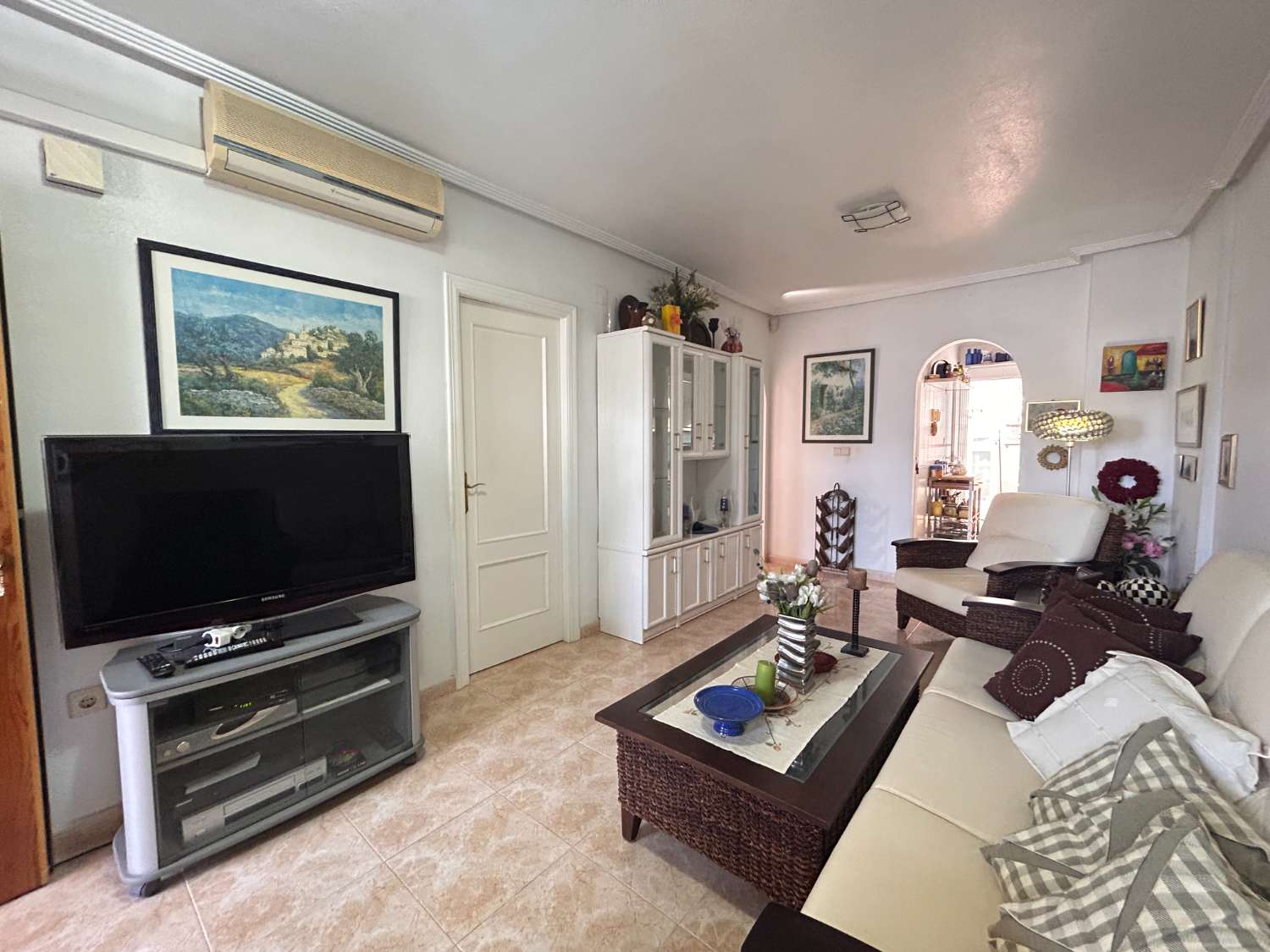 Precioso apartamento con vistas al mar y garaje