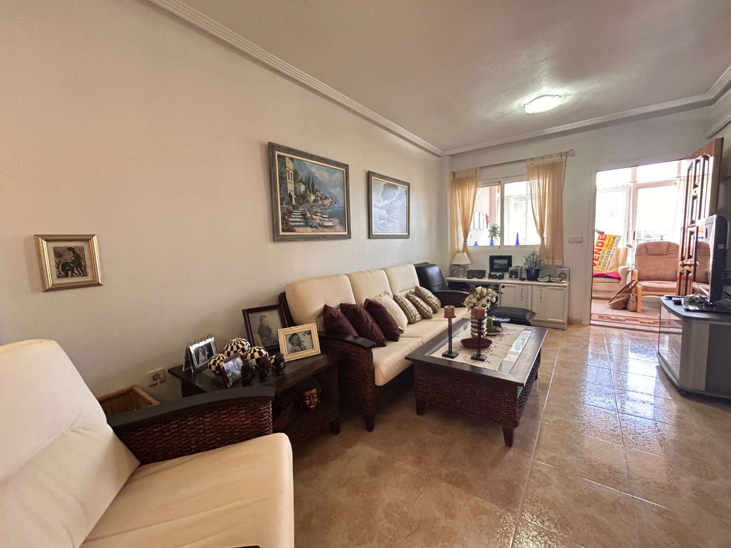 Precioso apartamento con vistas al mar y garaje