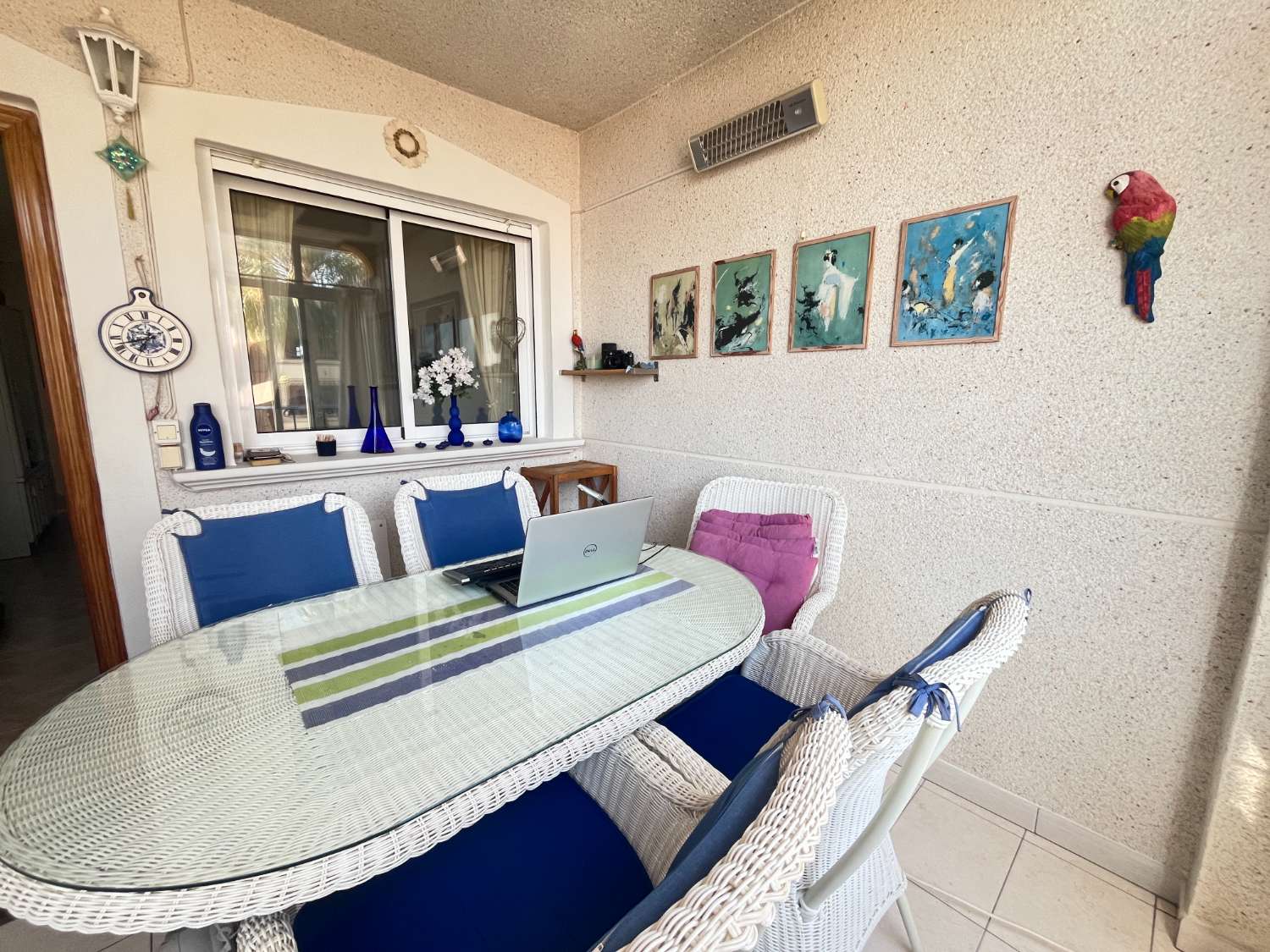 Precioso apartamento con vistas al mar y garaje