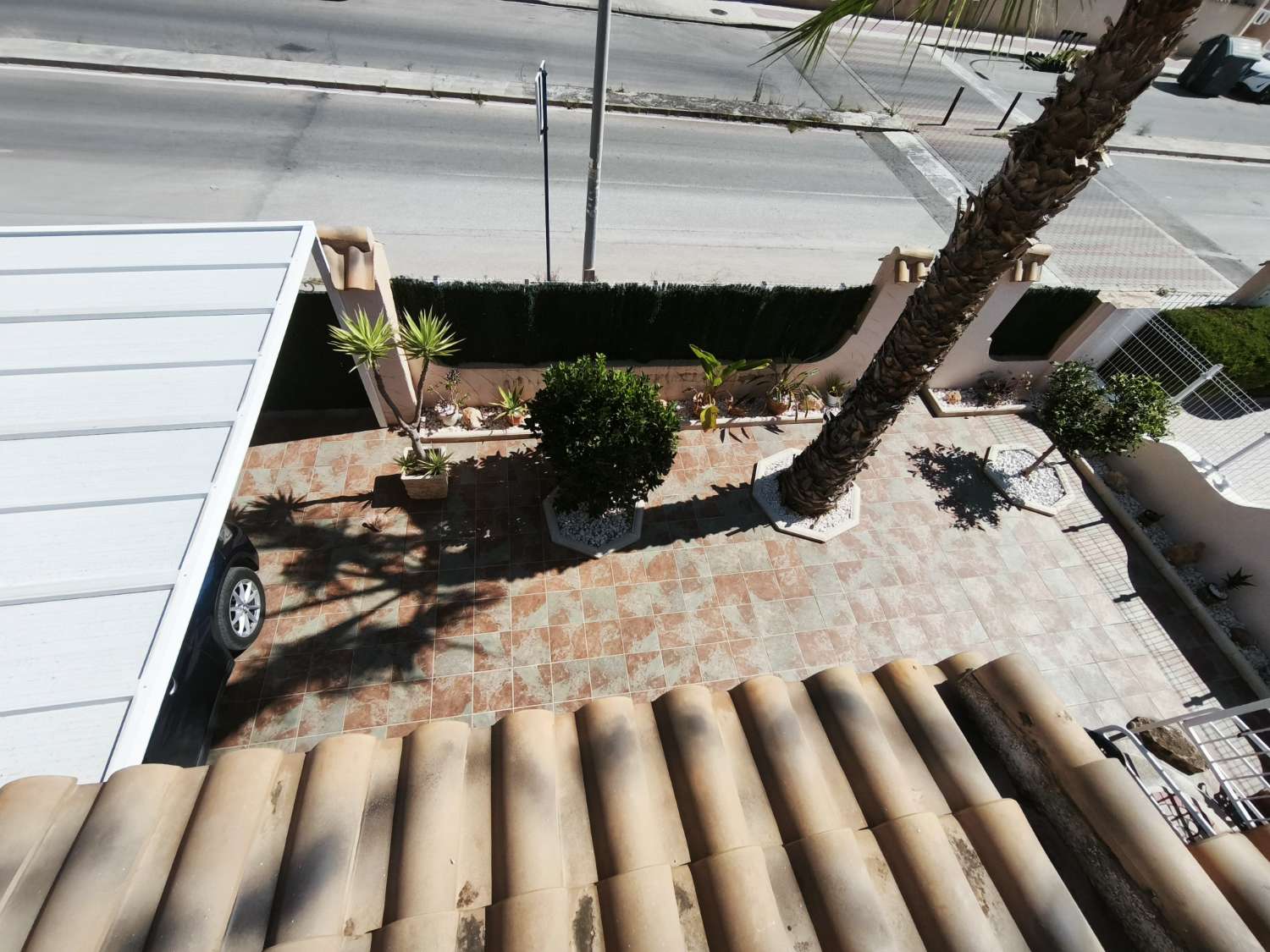 Precioso bungalow de 3 dormitorios y 1 baño.