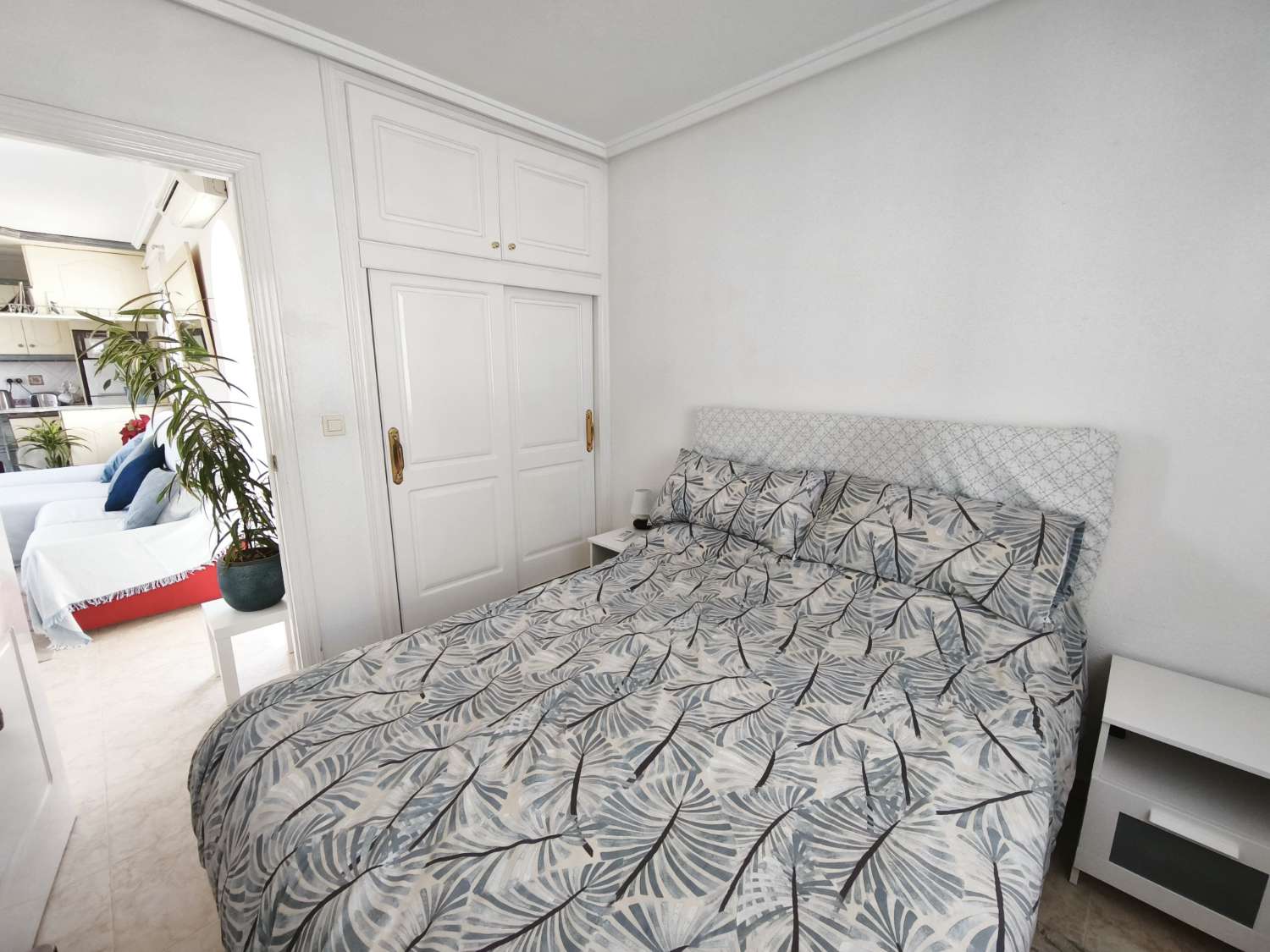 Precioso bungalow de 3 dormitorios y 1 baño.