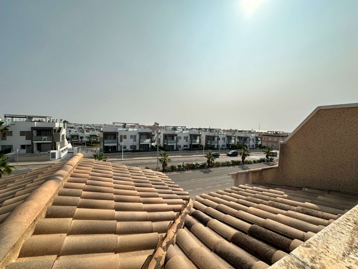 Apartamento de 2 dormitorios en planta alta con solárium en Punta Prima