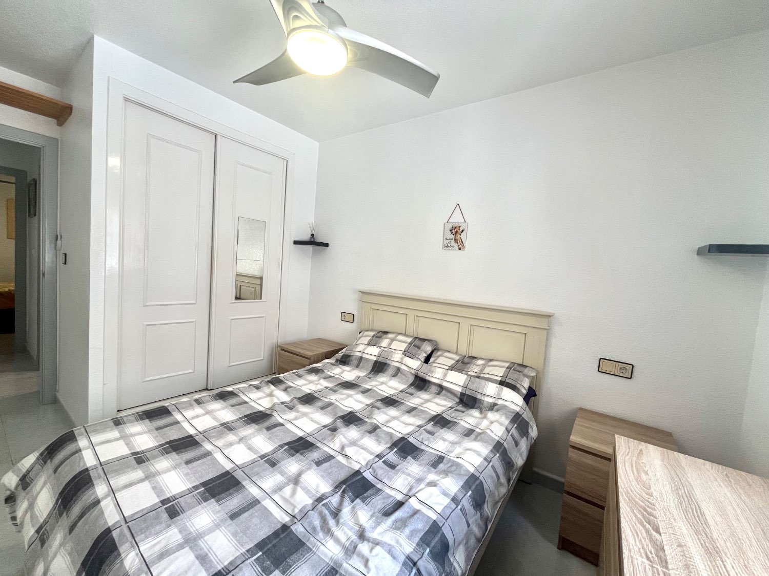 Apartamento en planta baja  de 2 dormitorios y 1 baño en La Florida