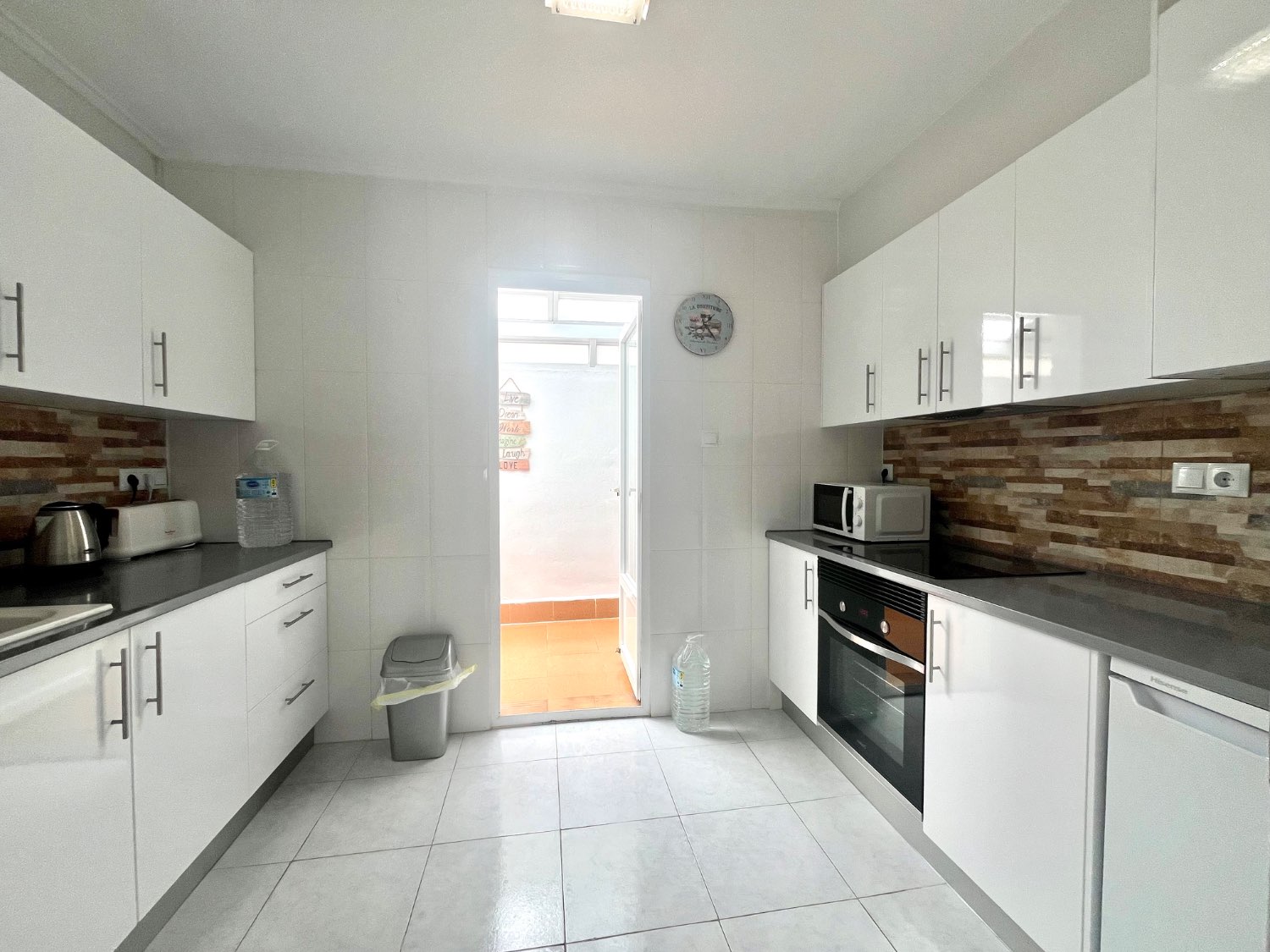 Apartamento en planta baja  de 2 dormitorios y 1 baño en La Florida