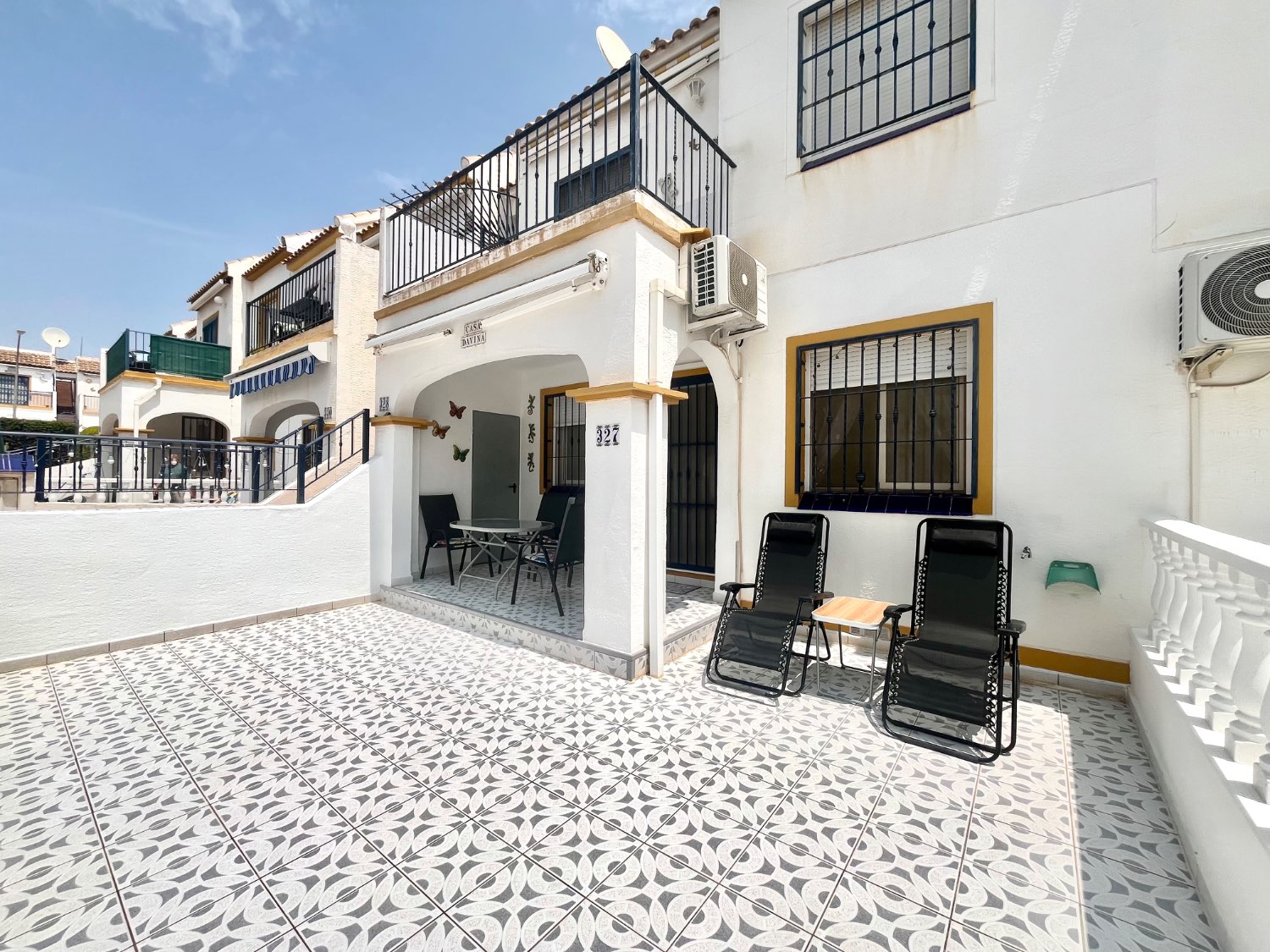 Apartamento en planta baja  de 2 dormitorios y 1 baño en La Florida