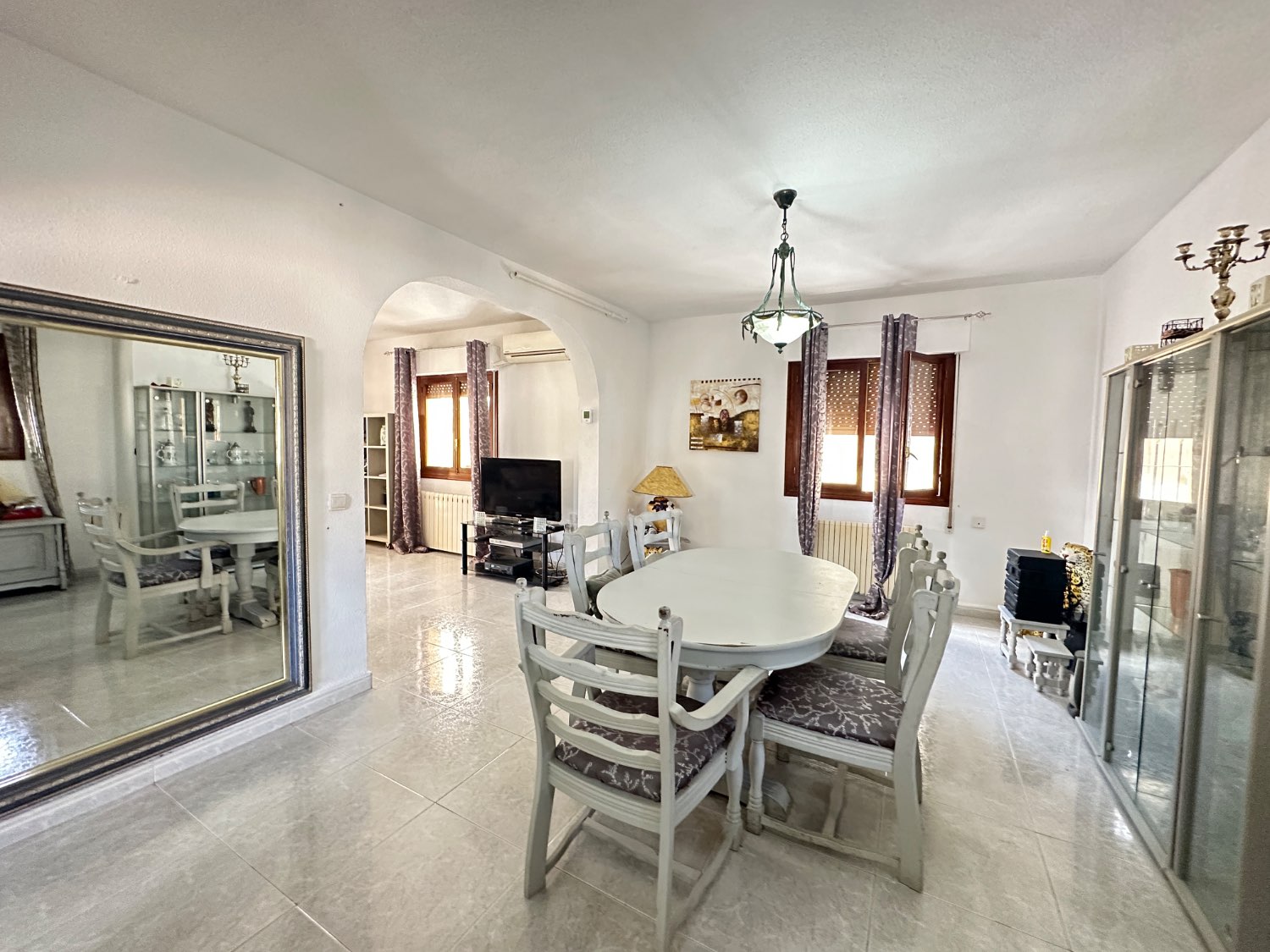 Espectacular chalet independiente con piscina privada en Las Filipinas, Villamartín