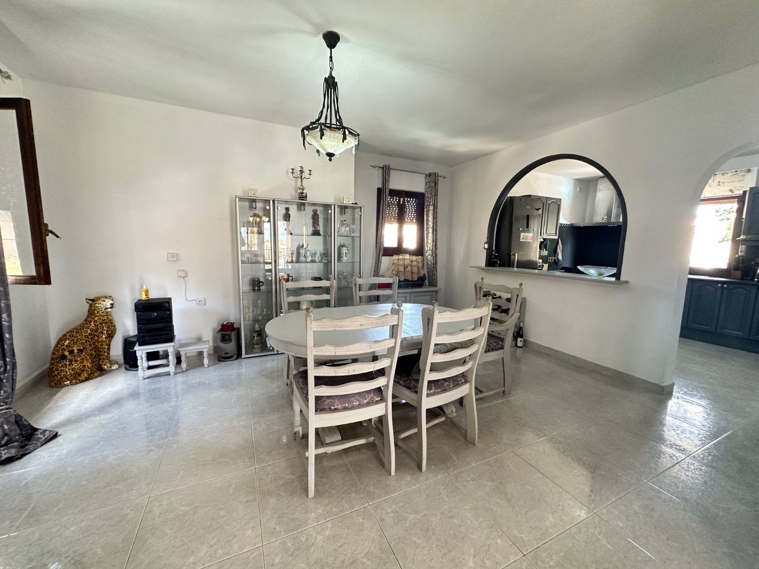 Espectacular chalet independiente con piscina privada en Las Filipinas, Villamartín