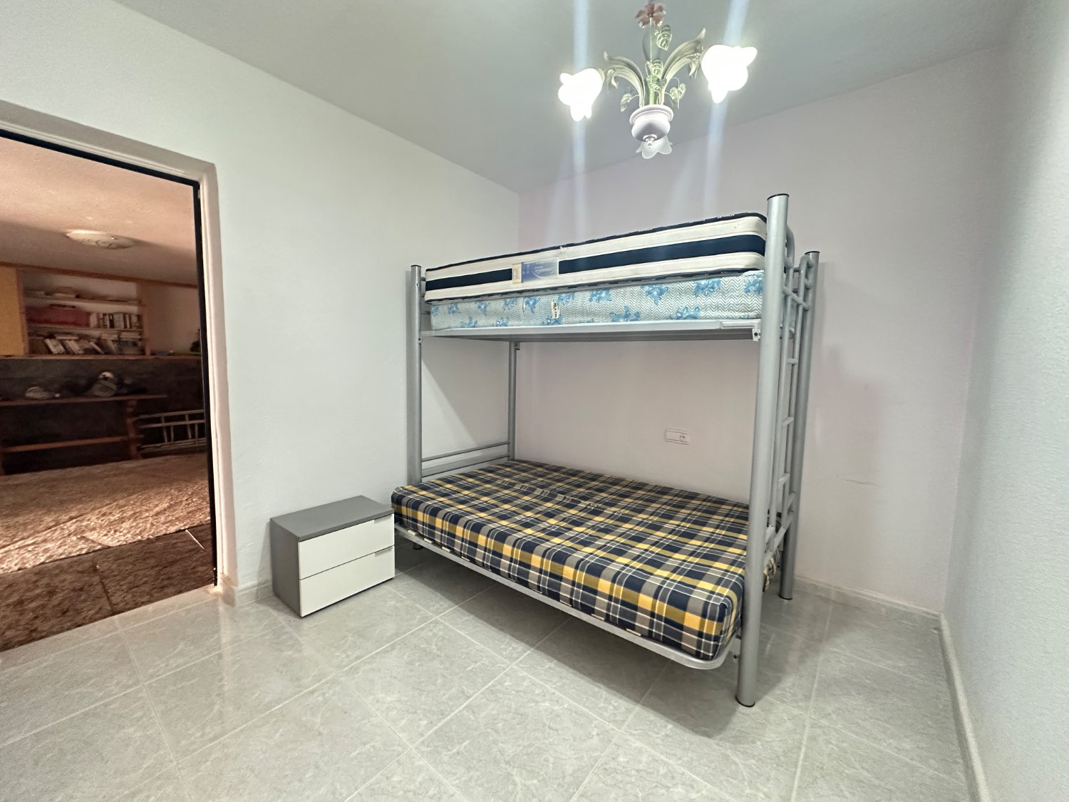 Espectacular chalet independiente con piscina privada en Las Filipinas, Villamartín