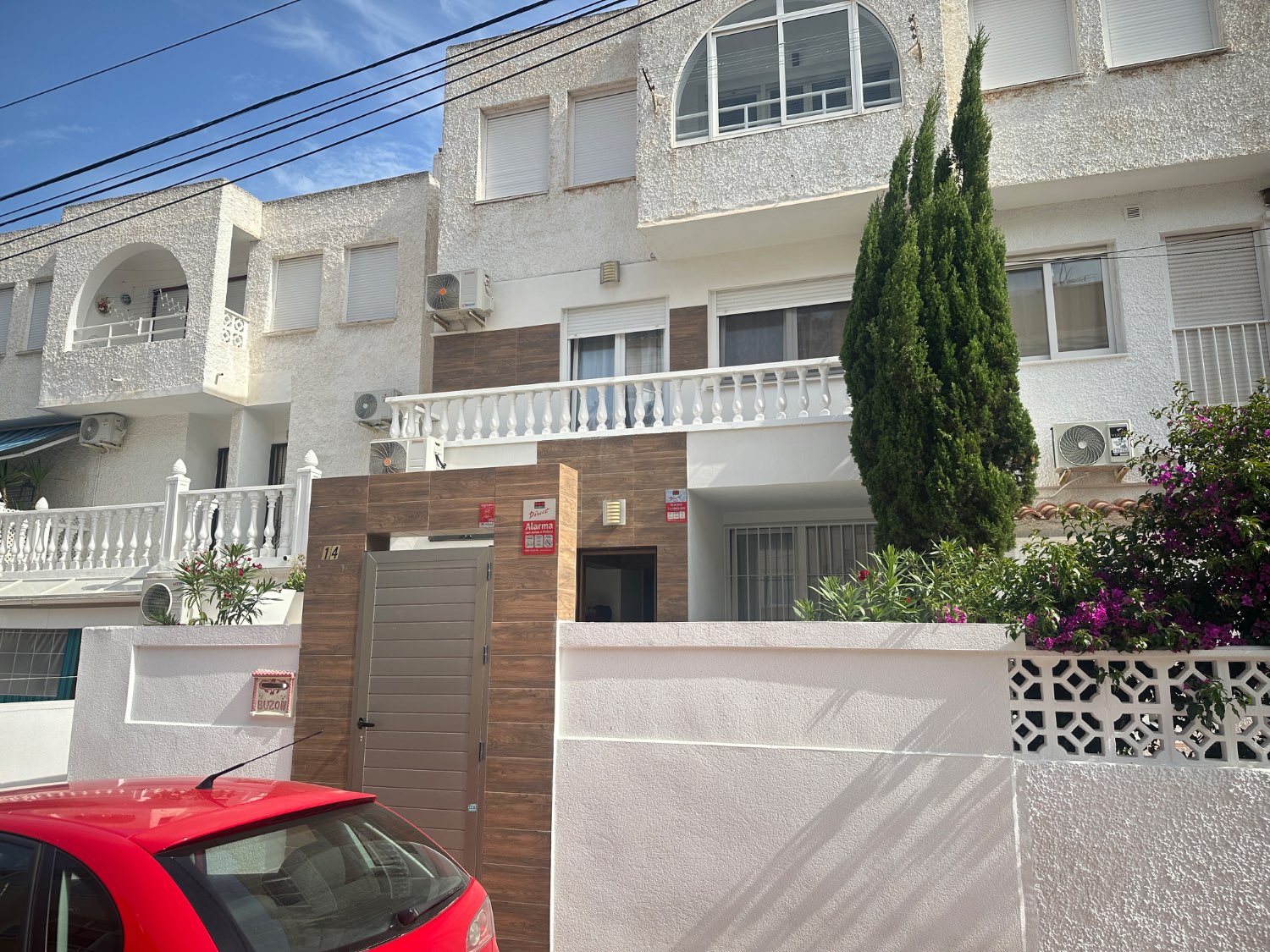 Duplex en Torrevieja con 2 dormitorios + 2 baños completamente reformado