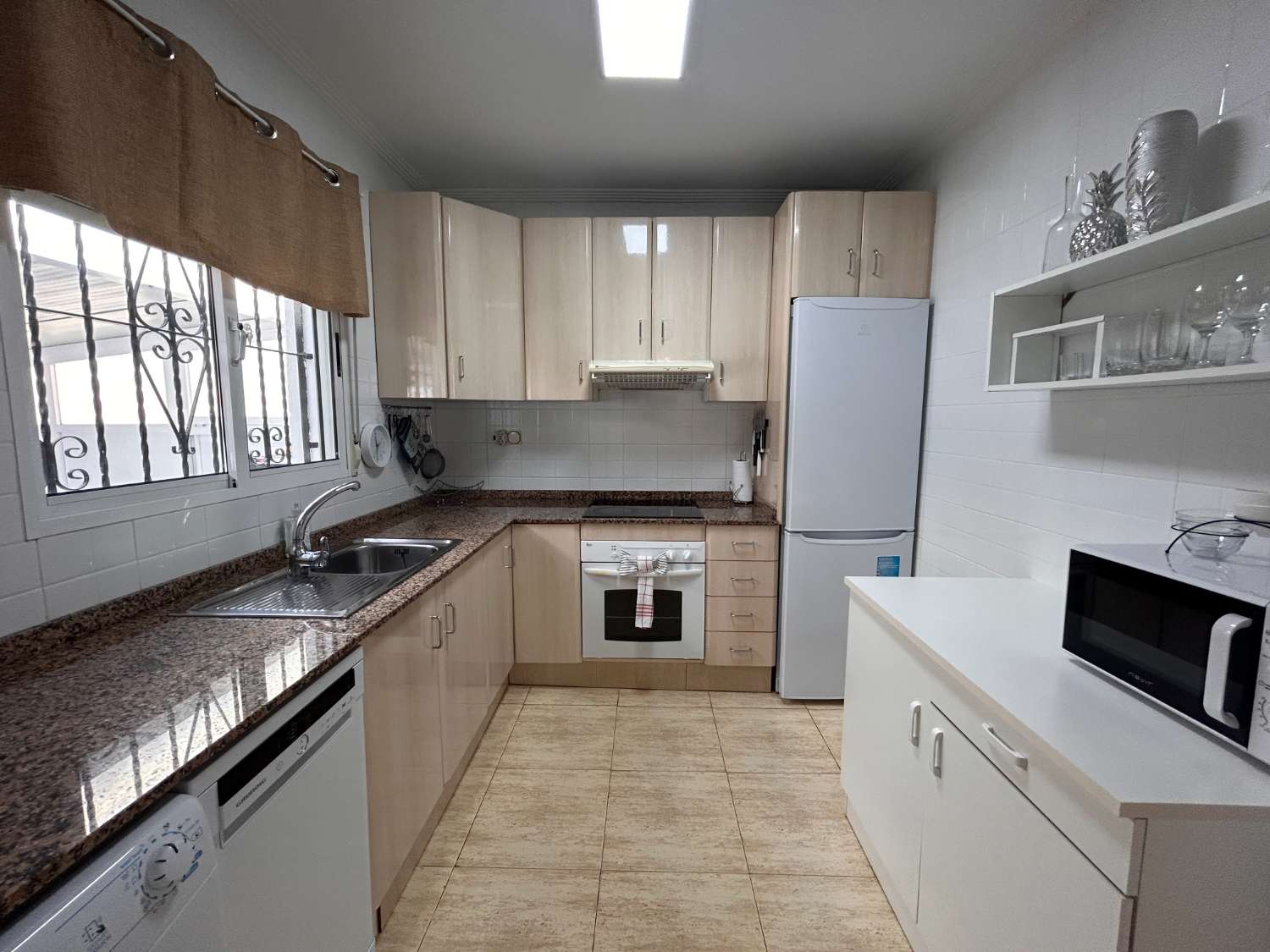 Vila v prodeji in Los Almendros-La Florida (Orihuela)