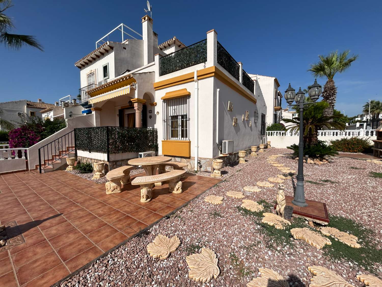 Dvoupatrový domek v prodeji in Lomas de Cabo Roig-Los Dolses (Orihuela)