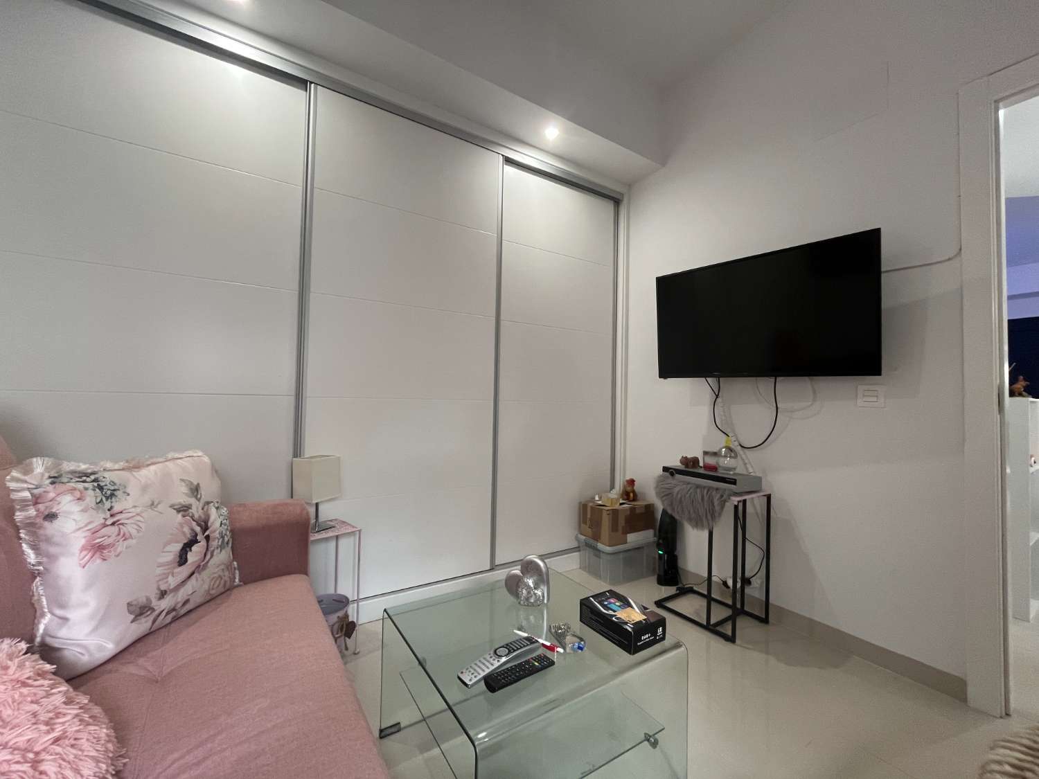 Modernes Traumhaus mit privatem Pool – Baujahr 2020, 3 Schlafzimmer