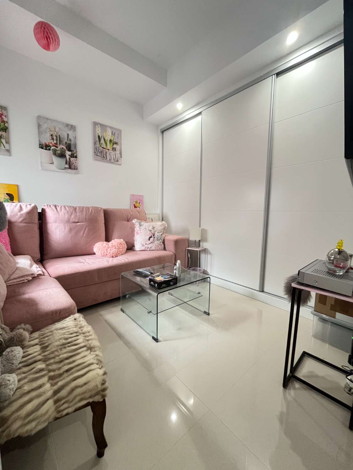 Modernes Traumhaus mit privatem Pool – Baujahr 2020, 3 Schlafzimmer