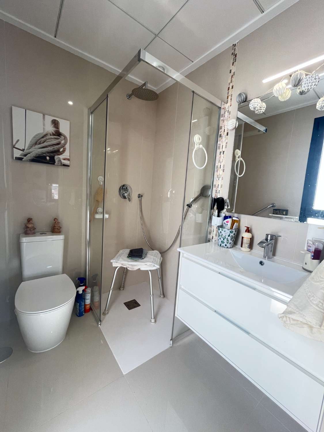 Modernes Traumhaus mit privatem Pool – Baujahr 2020, 3 Schlafzimmer