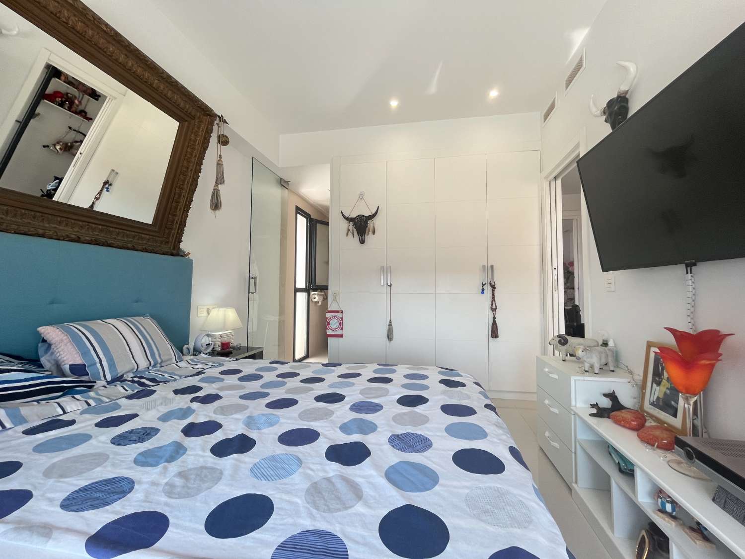 Modernes Traumhaus mit privatem Pool – Baujahr 2020, 3 Schlafzimmer