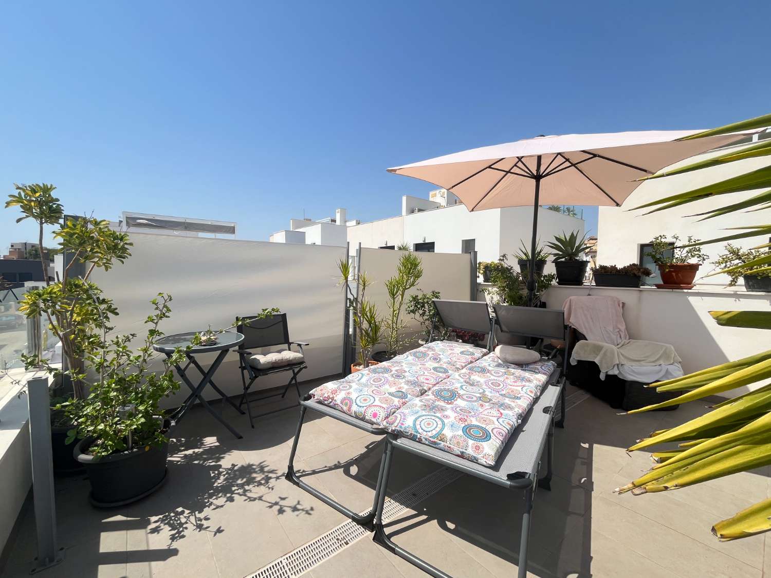 Modernes Traumhaus mit privatem Pool – Baujahr 2020, 3 Schlafzimmer