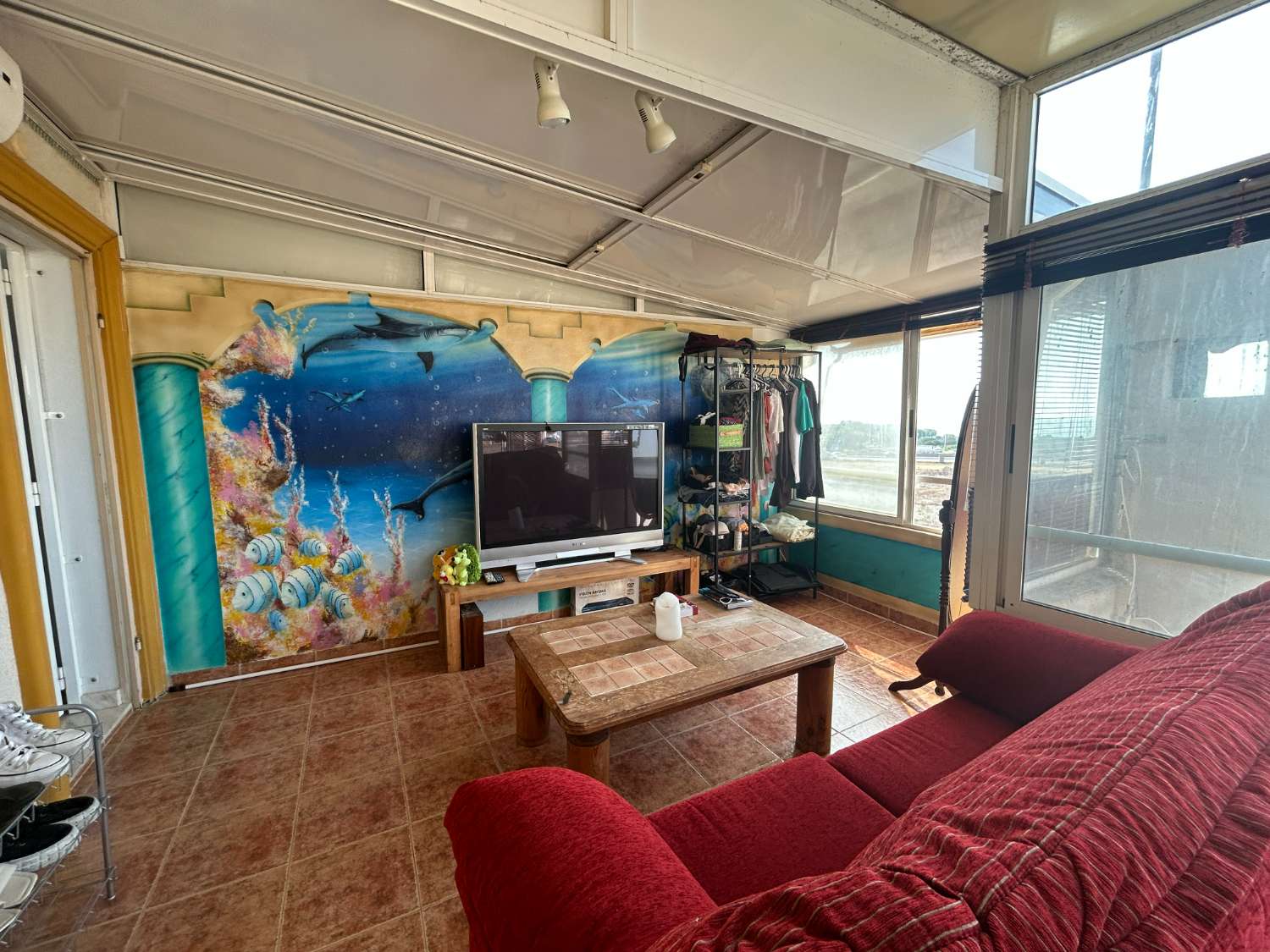 3 soverom, 2 bad hus med privat basseng.