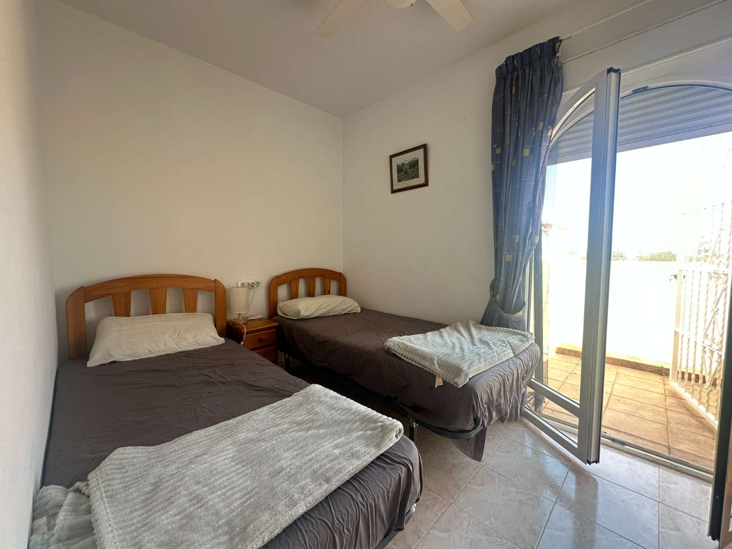 Dúplex de 2 dormitorios y 1 baño en La Florida.