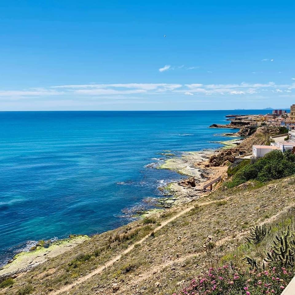 Apartamento con 1 dormitorio 1 baño en rocio del mar  ✨