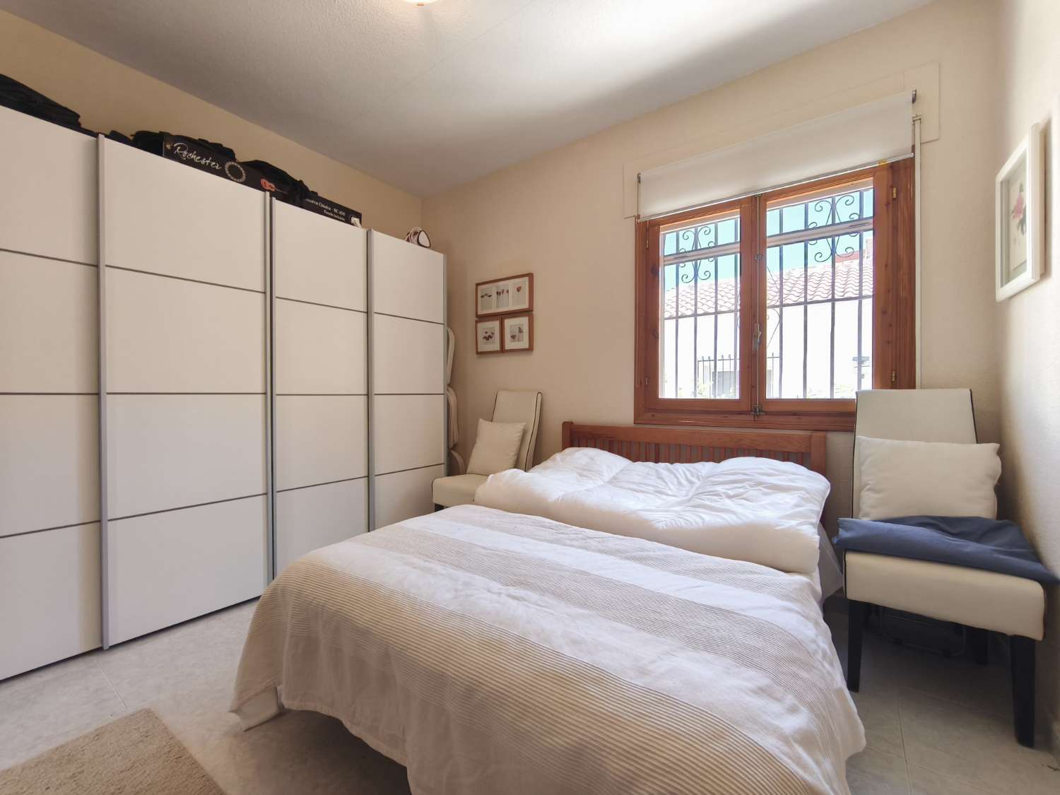 Chalet independiente en La Florida – 3 dormitorios, 2 baños y piscina privada