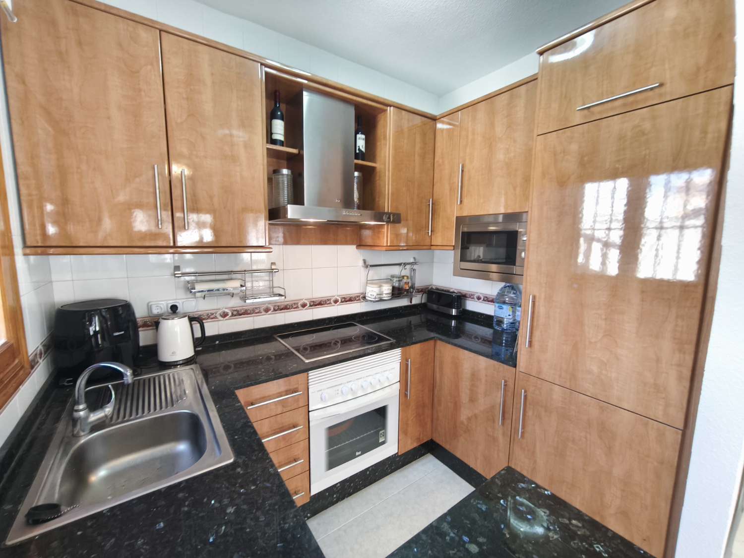 Chalet independiente en La Florida – 3 dormitorios, 2 baños y piscina privada