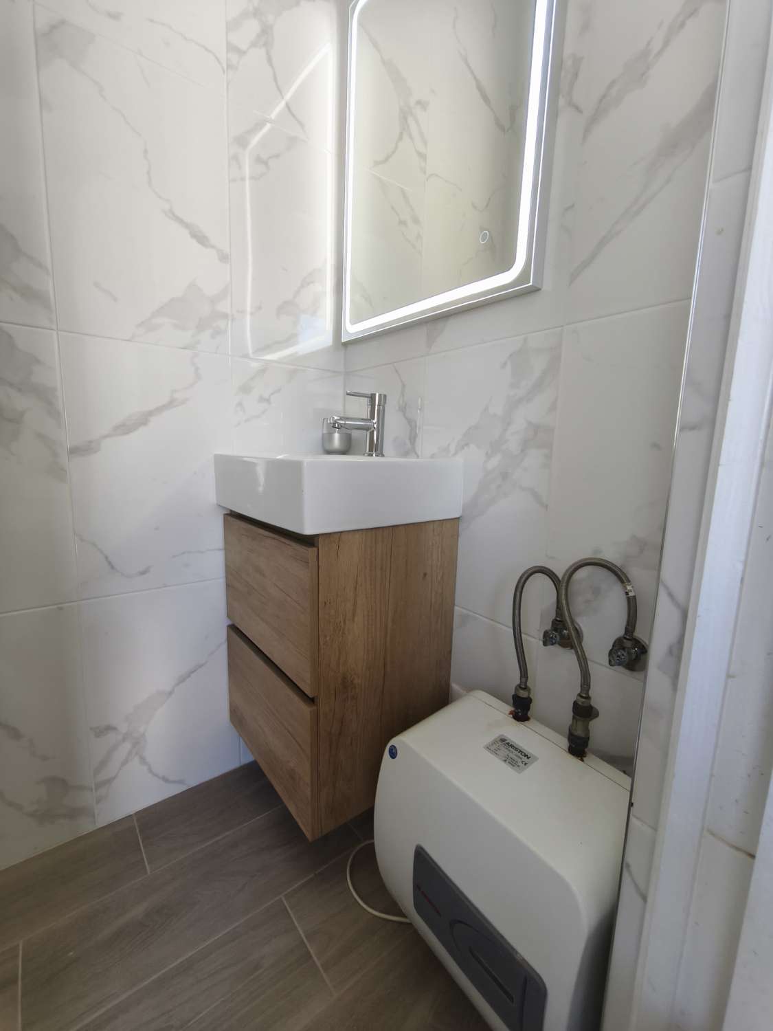 Chalet independiente en La Florida – 3 dormitorios, 2 baños y piscina privada