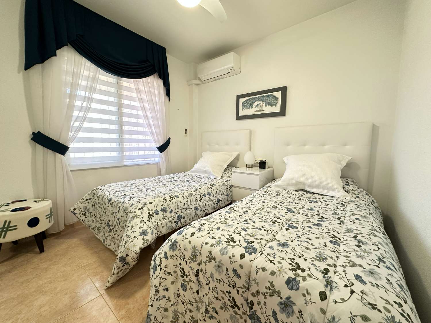 Bonito apartamento en planta baja de 2 dormitorios y 1 baño en Miraflores II.