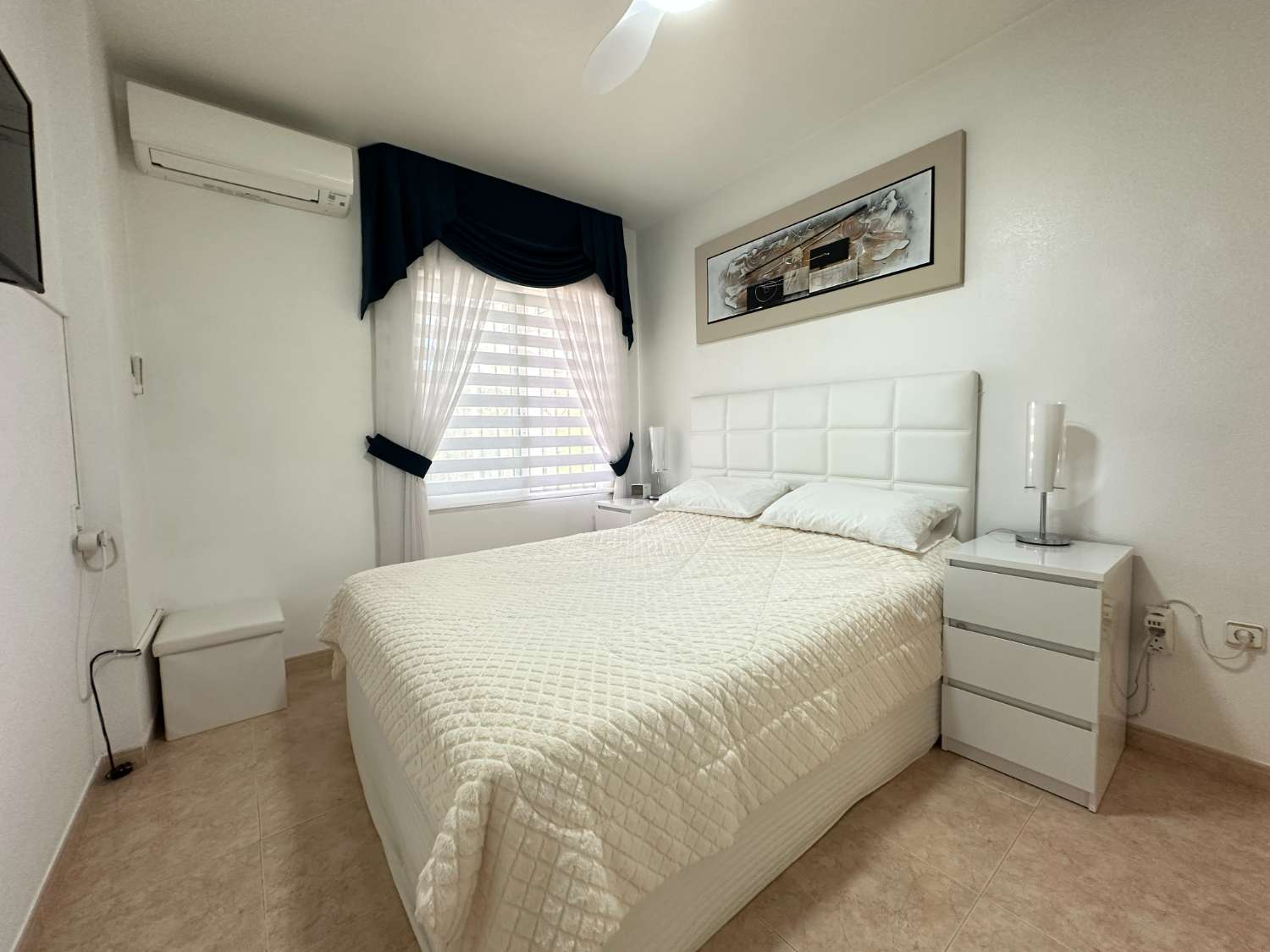 Bonito apartamento en planta baja de 2 dormitorios y 1 baño en Miraflores II.