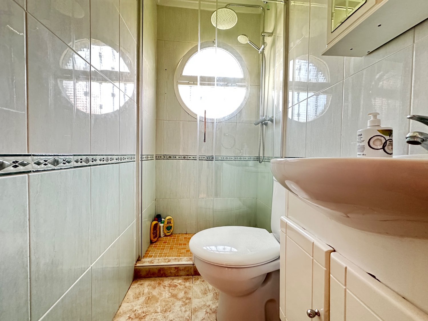 Dúplex en esquina con piscina privada en Playa Flamenca