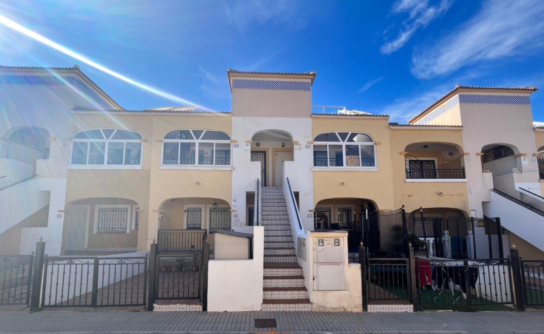 Bonito apartamento de 2 dormitorios.