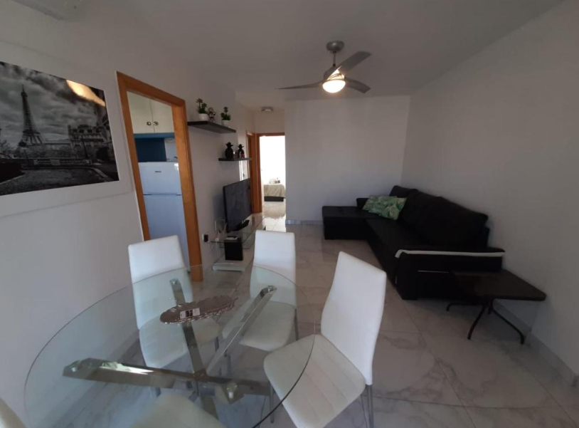 Bonito apartamento de 2 dormitorios.