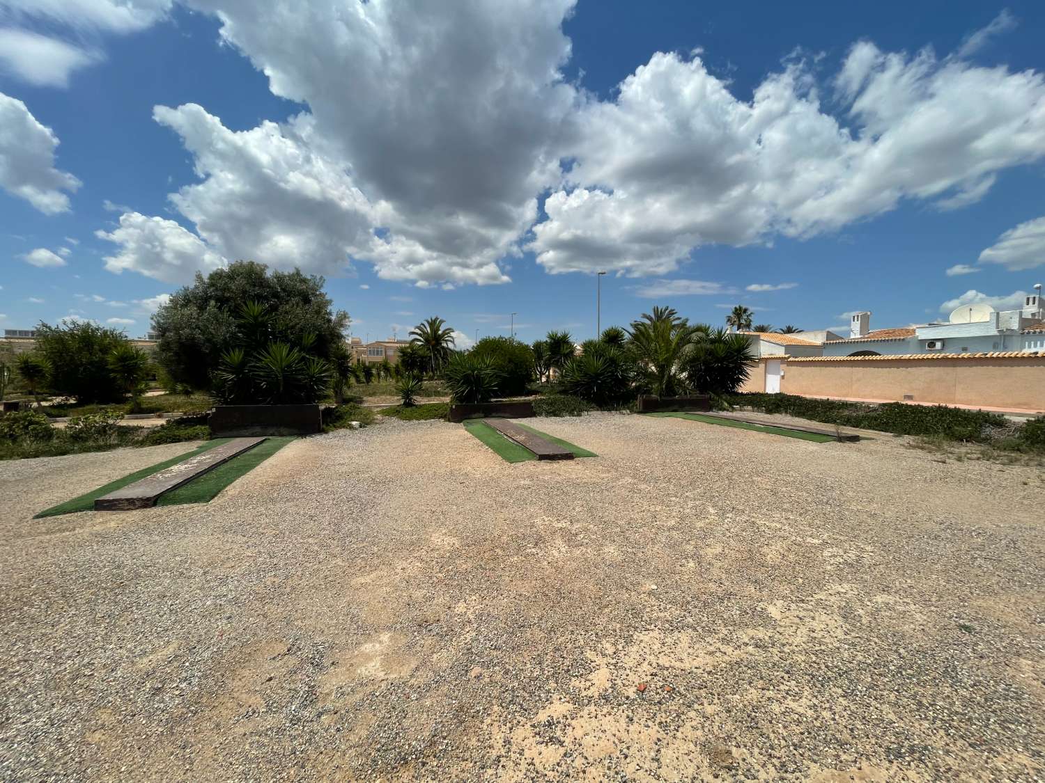 Moderno duplex en Las Chismosas, Orihuela Costa – 2 dormitorios, 2 baños y piscina.