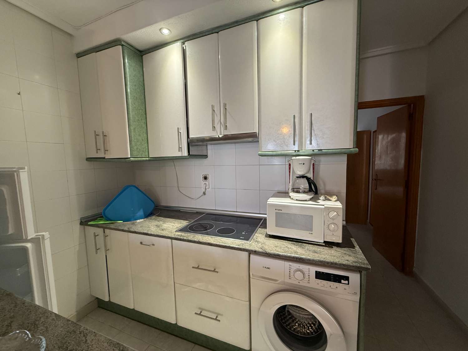 Moderno duplex en Las Chismosas, Orihuela Costa – 2 dormitorios, 2 baños y piscina.