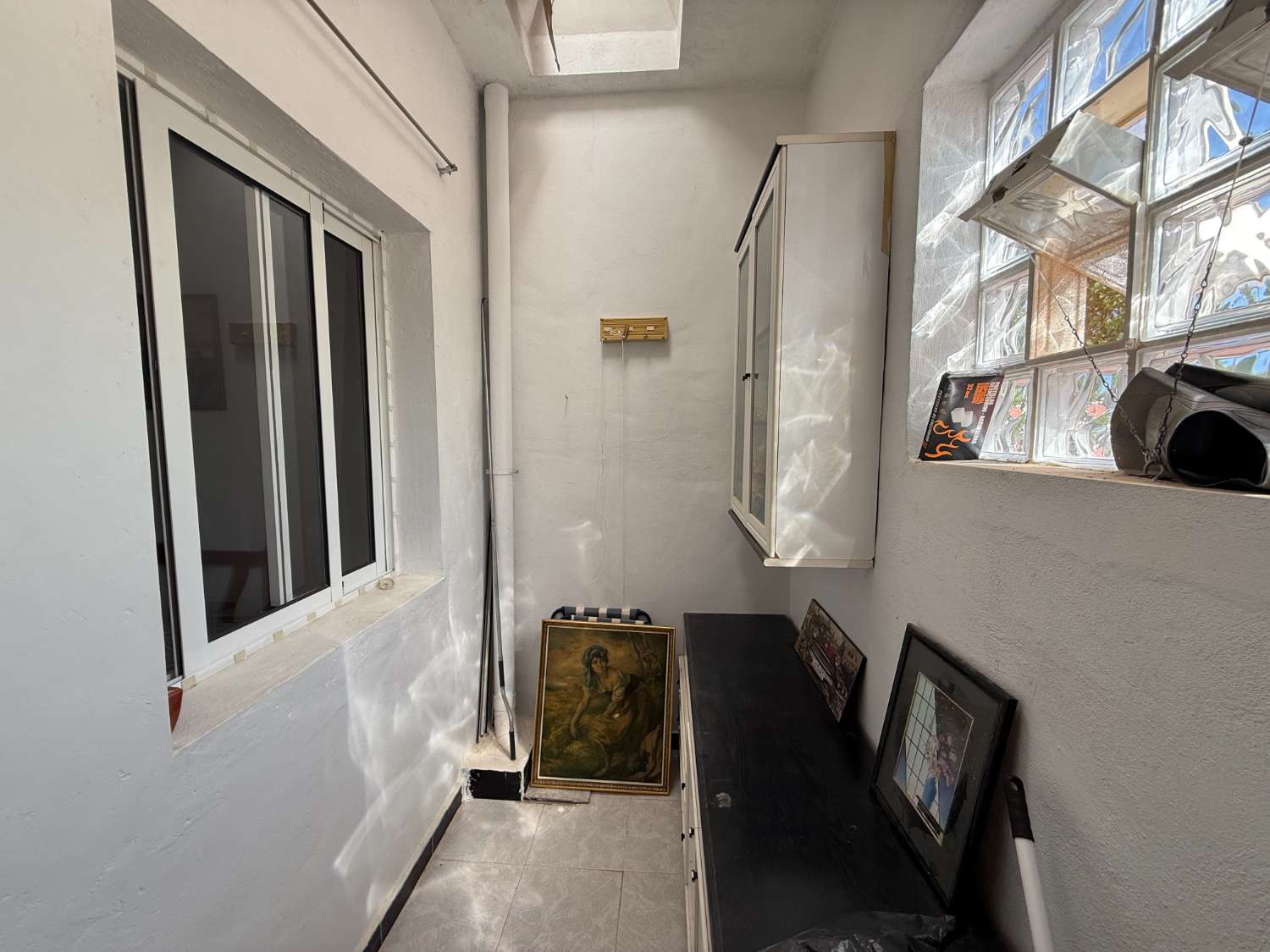 Moderno duplex en Las Chismosas, Orihuela Costa – 2 dormitorios, 2 baños y piscina.