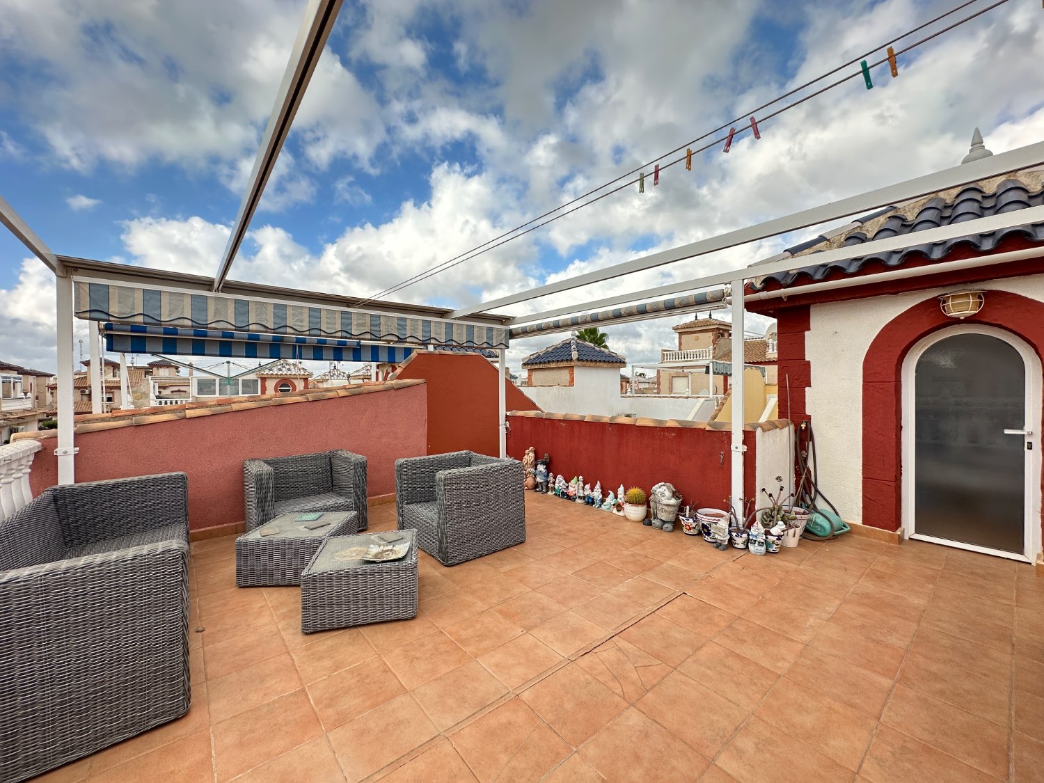 Bungalow con solárium privado y jardín  en playa flamenca