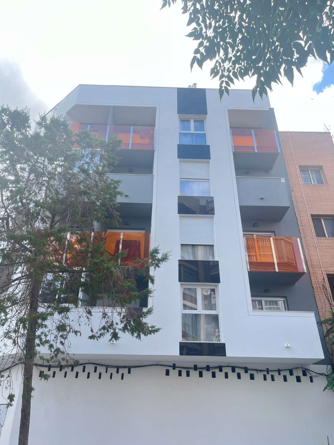 Moderno Apartamento de 2 Dormitorios a 800 Metros del Mar – Torrevieja Centro