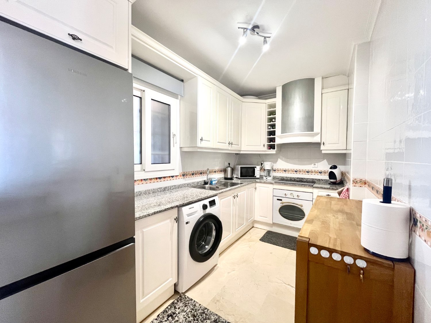 Apartamento de 2 dormitorios y 2 baños con garaje en La Florida.