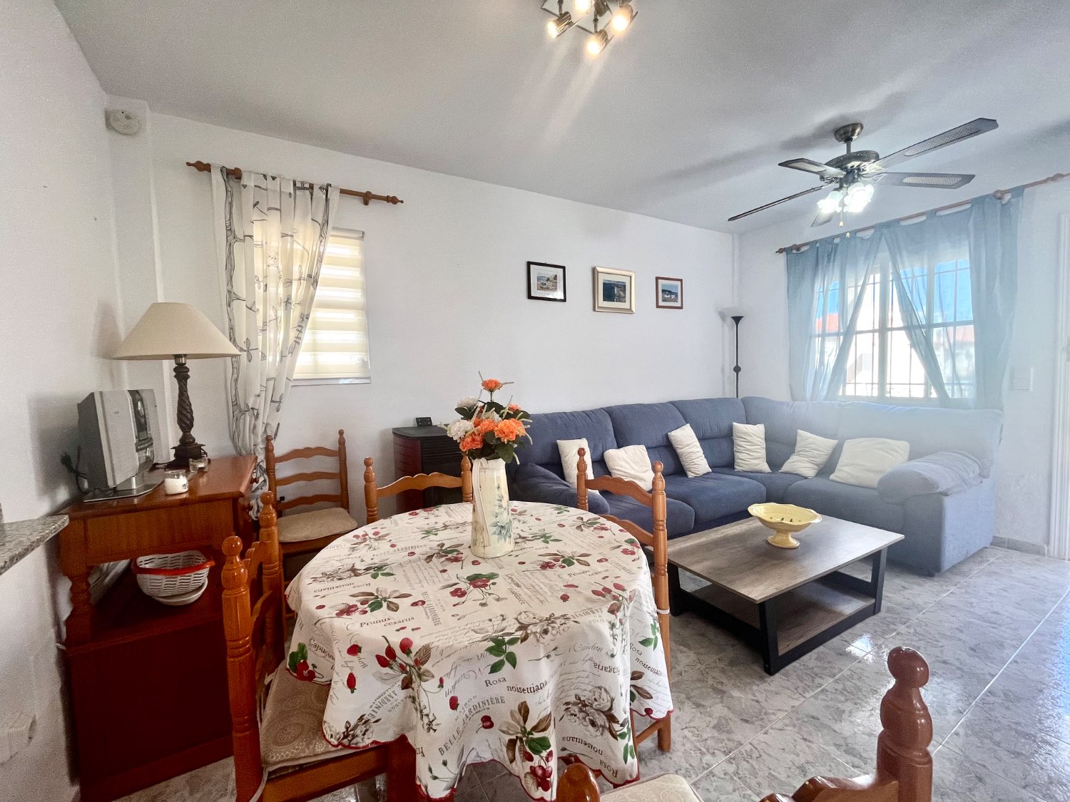 Apartamento de 2 dormitorios y 1 baño en Playa Flamenca