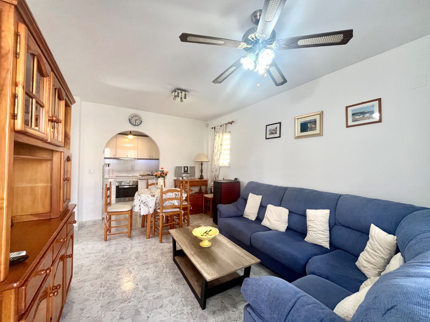 Apartamento de 2 dormitorios y 1 baño en Playa Flamenca