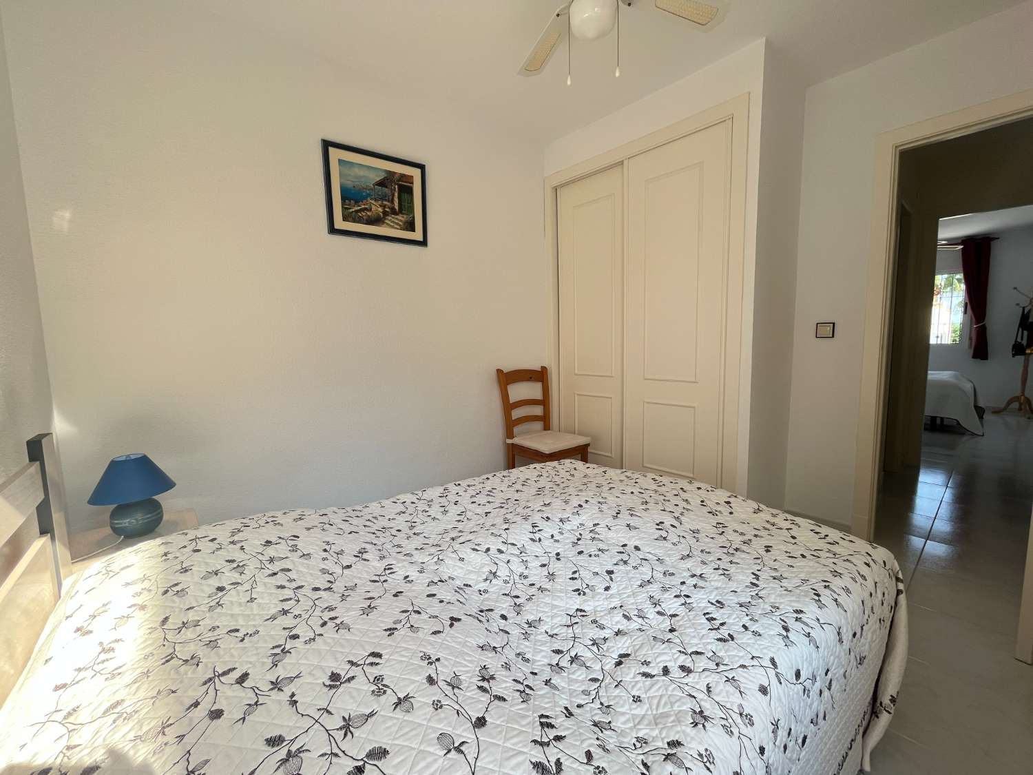 Takvåning med 2 sovrum med privat solarium och havsutsikt